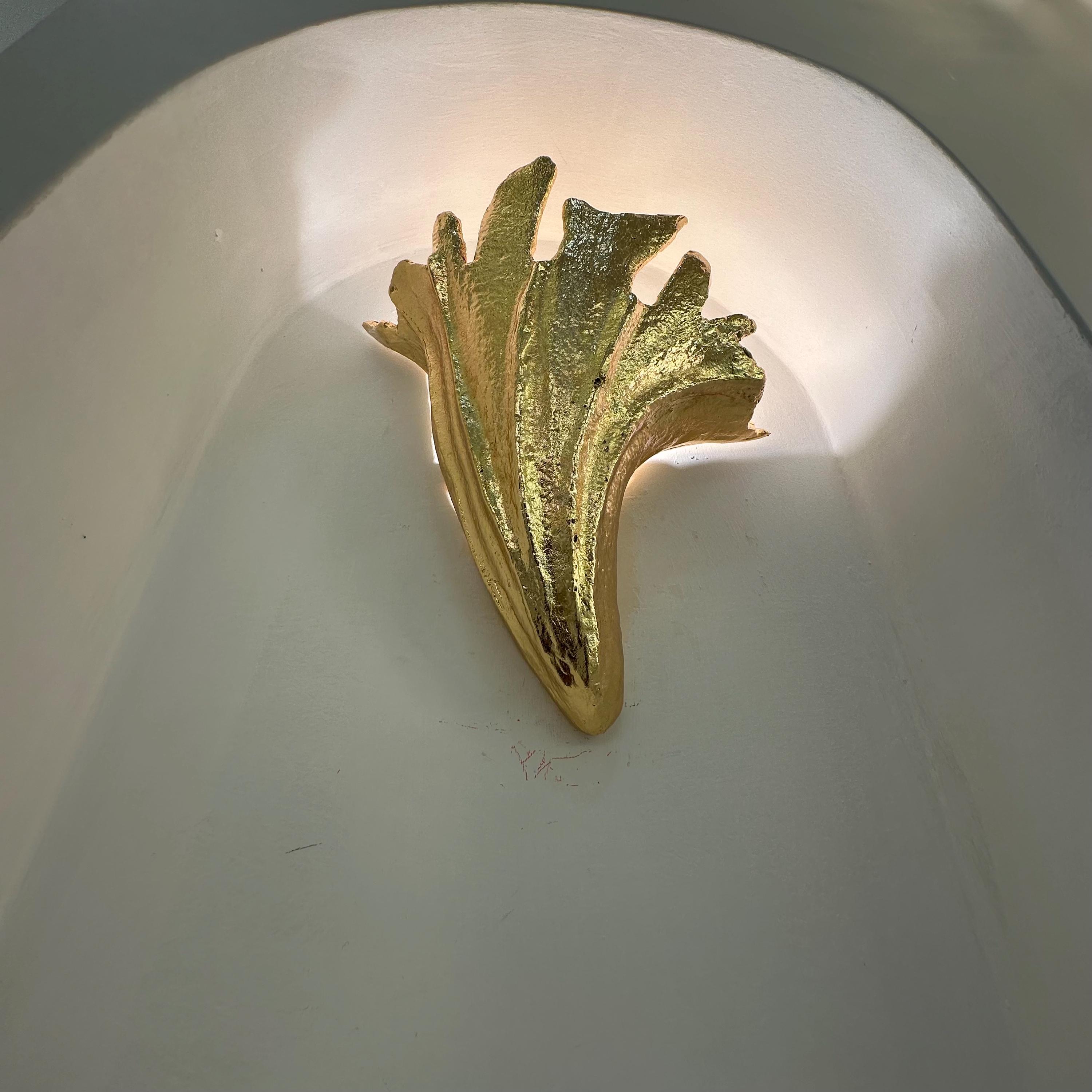 Antique Gold Ginkgo Leaf Wall Sconce, Decorative Botanical E14 Wall Light for Bedroom, Hallway, Living Room, and Entryway
