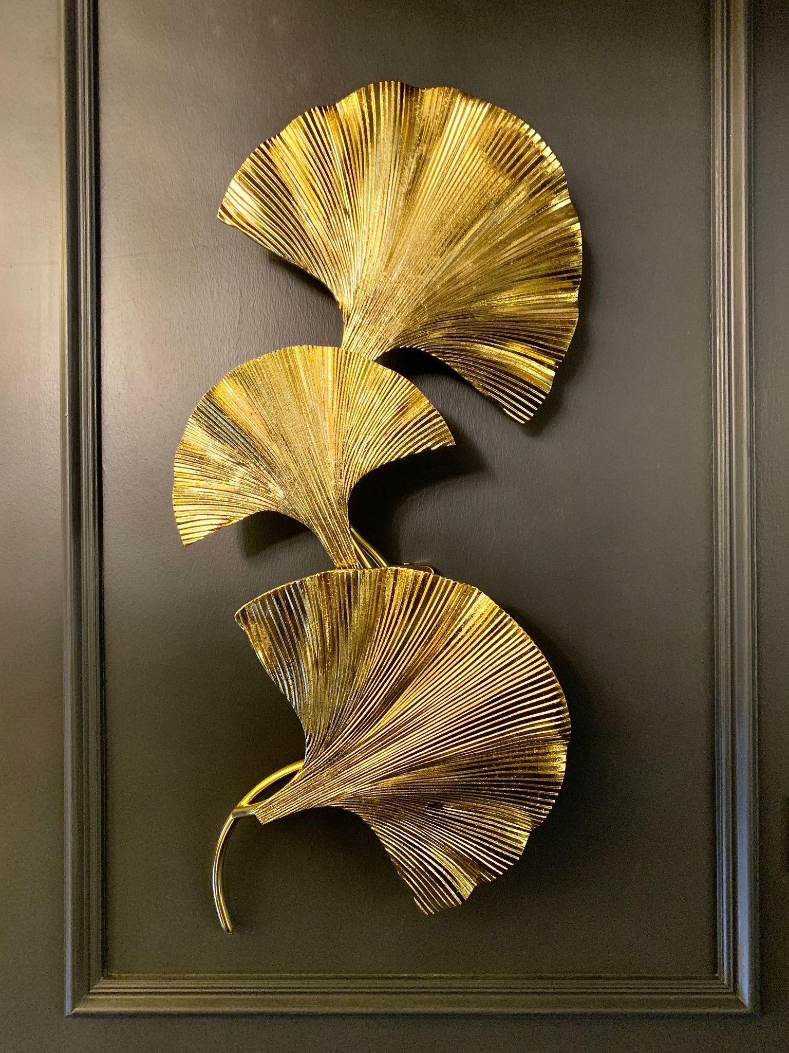 Antique Gold Triple Ginkgo Leaf Wall Sconce, Decorative Botanical E14 Wall Light for Bedroom, Hallway, Living Room, and Entryway