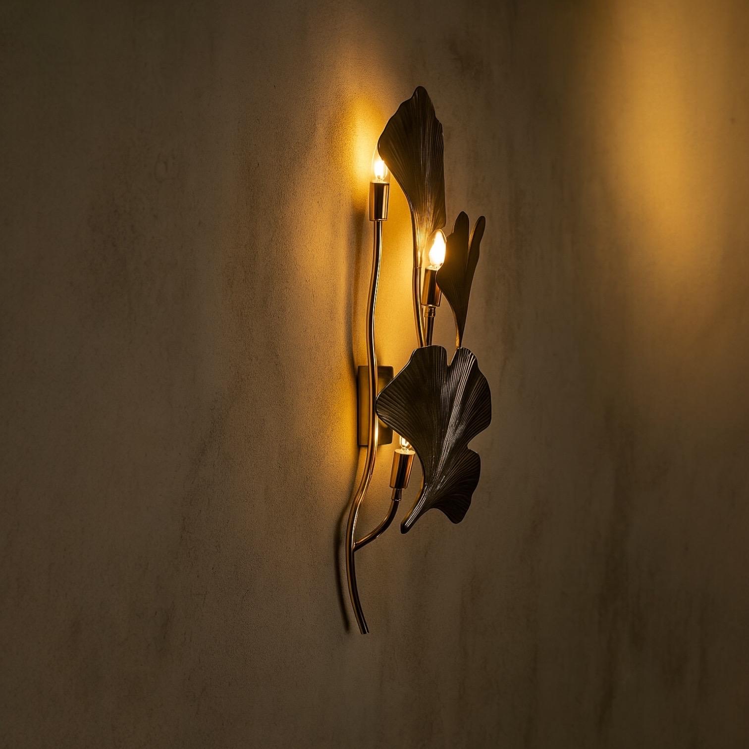 Antique Gold Triple Ginkgo Leaf Wall Sconce, Decorative Botanical E14 Wall Light for Bedroom, Hallway, Living Room, and Entryway